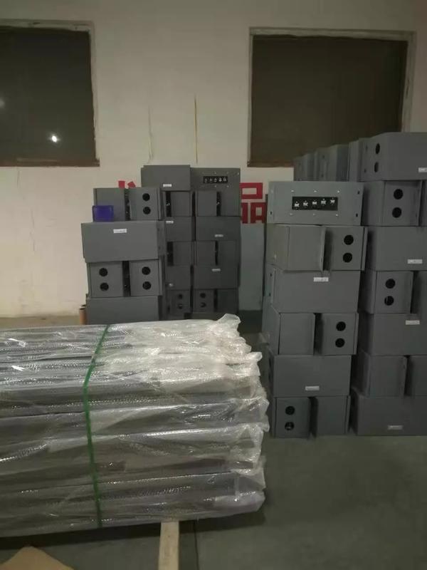 插接箱与密集型母线槽